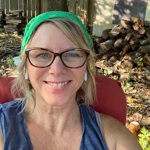 Meet your Posher, Jenny